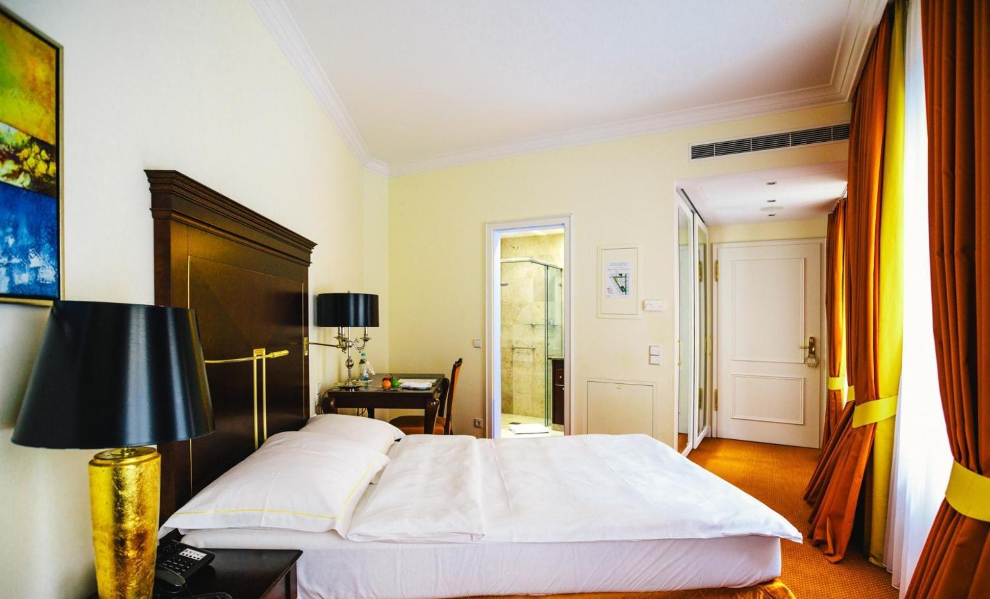 Comfort Single Room