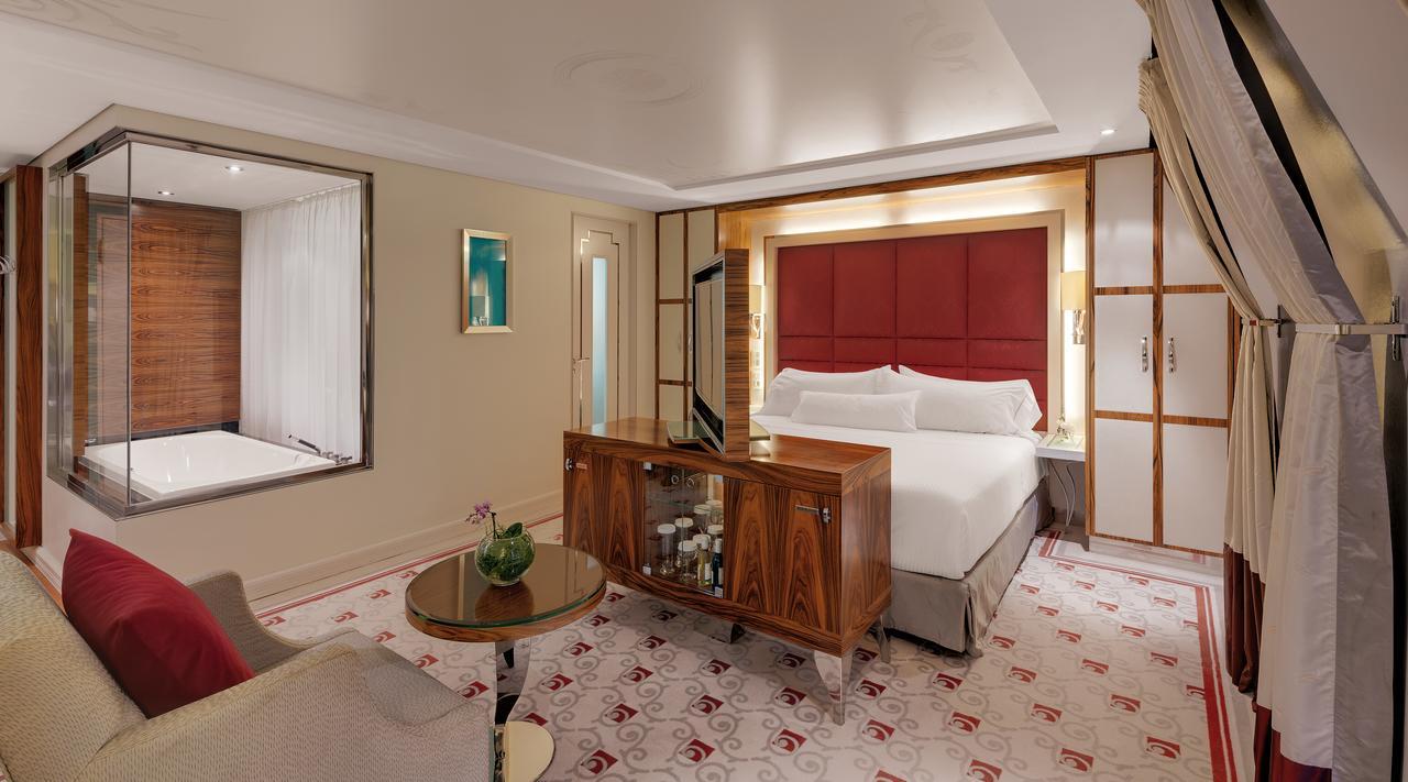Junior Suite Deluxe 1 Bedroom Junior Suite 1 King