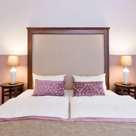 Aparthotel Am Schloss-3